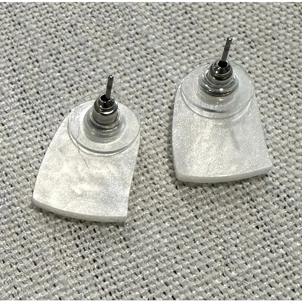 Womens Unbranded Ghost Earrings White